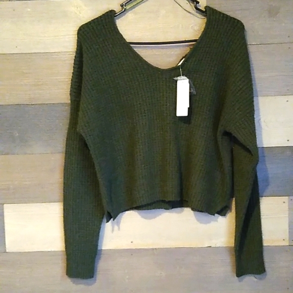 Pink Rose Sweaters - NWT 🍀Pink Rose Soft Wear Two Ways Sweater. Olive Green. Women's Sz M